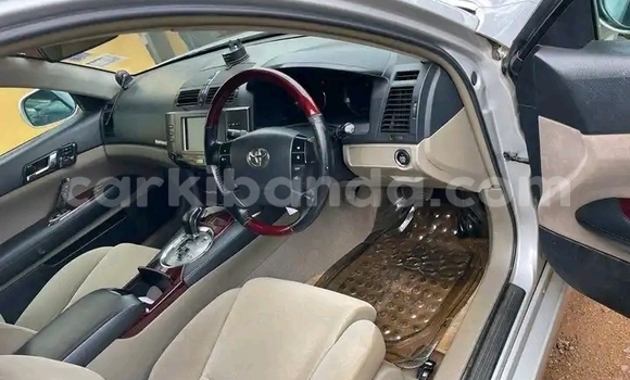 Acheter Occasion Voiture Toyota Mark X Gris à Kampala, Ouganda Acheter Occasion Voiture Toyota Mark X Gris à Kampala, Ouganda