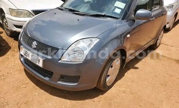 Nunua Ilio tumika Suzuki Swift Nyingine Gari ndani ya Kampala nchini Uganda
