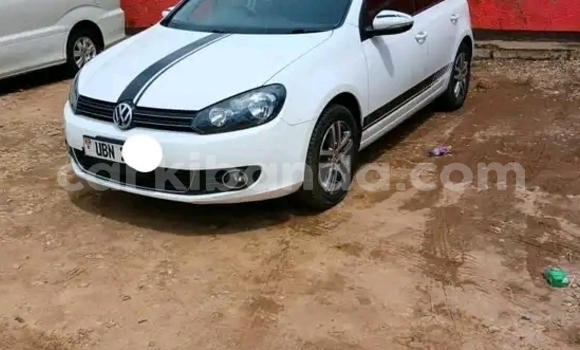 Acheter Occasion Voiture Volkswagen Golf Blanc à Kampala, Ouganda Acheter Occasion Voiture Volkswagen Golf Blanc à Kampala, Ouganda