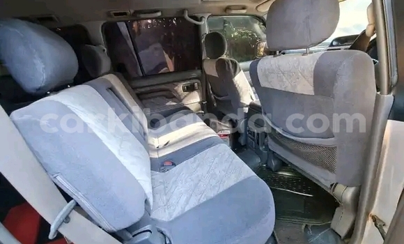 Acheter Occasion Voiture Toyota Land Cruiser Prado Autre à Kampala, Ouganda Acheter Occasion Voiture Toyota Land Cruiser Prado Autre à Kampala, Ouganda