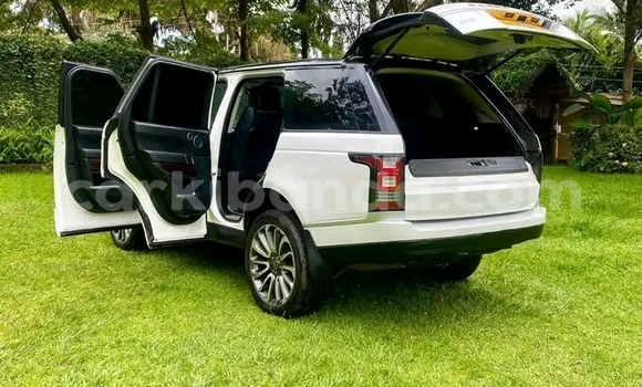 Acheter Occasion Voiture Range Rover Evoque Blanc à Kampala, Ouganda Acheter Occasion Voiture Range Rover Evoque Blanc à Kampala, Ouganda