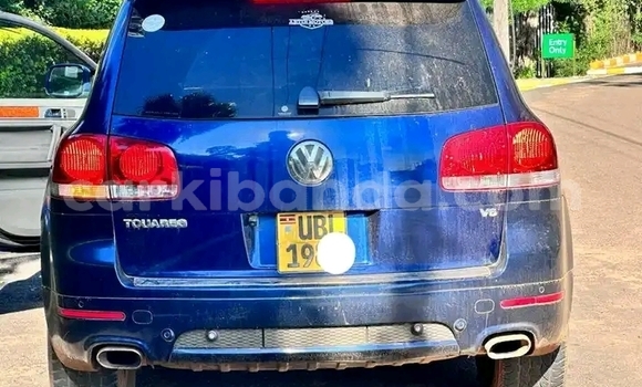 Acheter Occasion Voiture Volkswagen Touareg Bleu à Kampala, Ouganda Acheter Occasion Voiture Volkswagen Touareg Bleu à Kampala, Ouganda