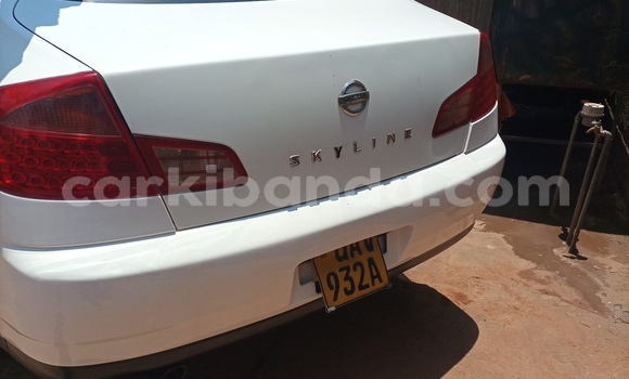 Nunua Ilio tumika Nissan Skyline Nyeupe Gari ndani ya Kampala nchini Uganda Nunua Ilio tumika Nissan Skyline Nyeupe Gari ndani ya Kampala nchini Uganda