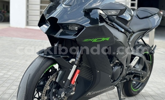 Buy Used Kawasaki Ninja ZX-10R Black Bike in Kampala in Uganda