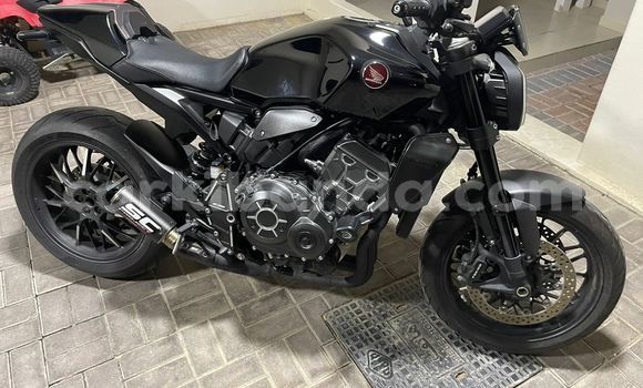 Buy Used Honda CB Black Bike in Kampala in Uganda