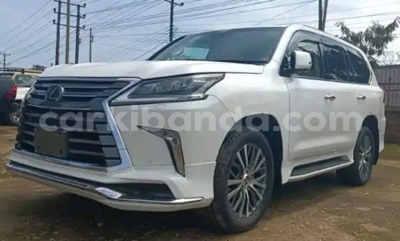 Nunua Ilio tumika Lexus LX Nyeupe Gari ndani ya Kampala nchini Uganda Nunua Ilio tumika Lexus LX Nyeupe Gari ndani ya Kampala nchini Uganda