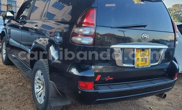 Acheter Occasion Voiture Toyota Land Cruiser Prado Noir à Bombo, Central Acheter Occasion Voiture Toyota Land Cruiser Prado Noir à Bombo, Central
