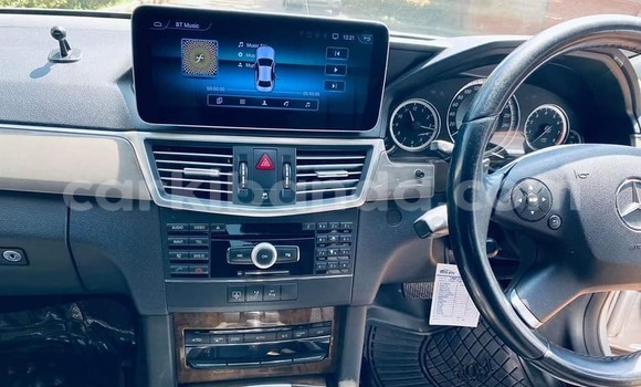 Gura Yakoze Mercedes-Benz E-Classe Other Imodoka i Arua mu Uganda Gura Yakoze Mercedes-Benz E-Classe Other Imodoka i Arua mu Uganda