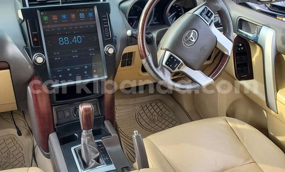 Gura Yakoze Toyota Land Cruiser Prado White Imodoka i Arua mu Uganda Gura Yakoze Toyota Land Cruiser Prado White Imodoka i Arua mu Uganda