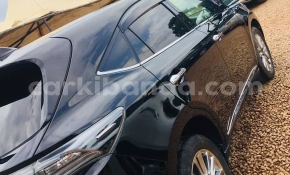 Gura Yakoze Toyota Harrier Black Imodoka i Bugembe mu Eastern Gura Yakoze Toyota Harrier Black Imodoka i Bugembe mu Eastern