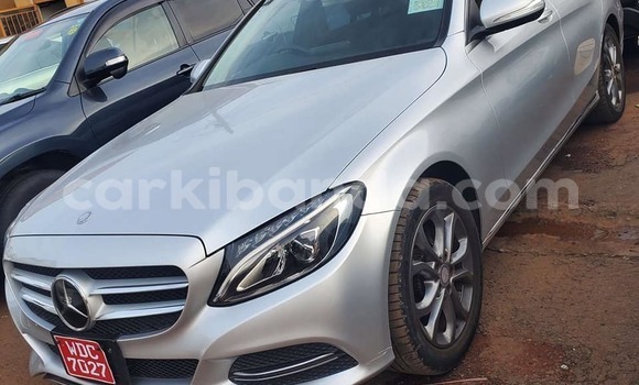 Acheter Occasion Voiture Mercedes‒Benz C–Class Autre à Bombo, Central Acheter Occasion Voiture Mercedes‒Benz C–Class Autre à Bombo, Central