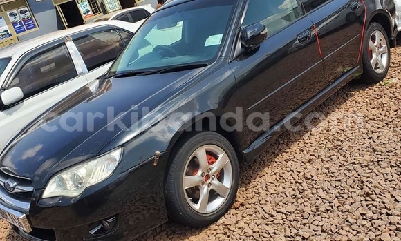 Acheter Occasion Voiture Subaru Legacy Noir à Bombo, Central Acheter Occasion Voiture Subaru Legacy Noir à Bombo, Central