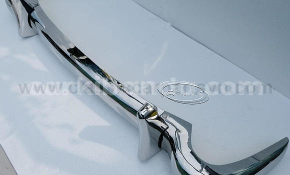 Nunua Mercedes Ponton bumpers ndani ya Apac nchini Kaskazini Nunua Mercedes Ponton bumpers ndani ya Apac nchini Kaskazini