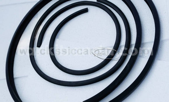 Nunua Mercedes W116 bumpers ndani ya Apac nchini Kaskazini Nunua Mercedes W116 bumpers ndani ya Apac nchini Kaskazini