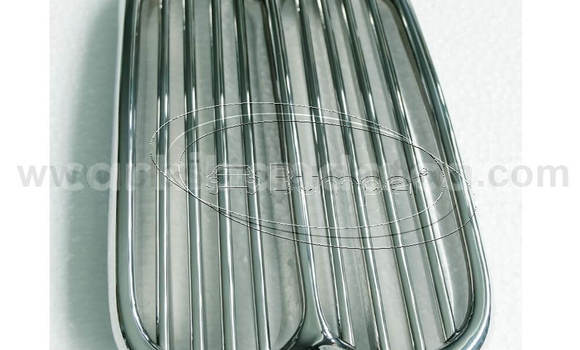 Acheter A center grill BMW 2002 à Arua, Ouganda Acheter A center grill BMW 2002 à Arua, Ouganda