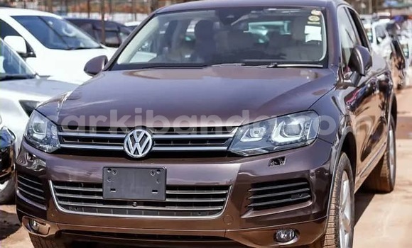 Buy Used Volkswagen Touareg Beige Car in Kampala in Uganda Buy Used Volkswagen Touareg Beige Car in Kampala in Uganda