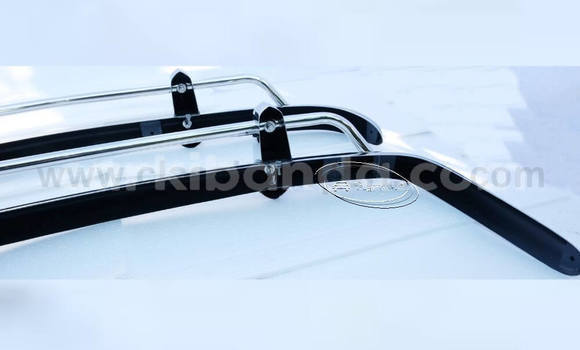 Acheter Volkswagen KG bumpers à Bombo, Central Acheter Volkswagen KG bumpers à Bombo, Central