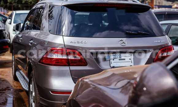 Nunua Ilio tumika Mercedes‒Benz ML–Class Nyingine Gari ndani ya Kampala nchini Uganda Nunua Ilio tumika Mercedes‒Benz ML–Class Nyingine Gari ndani ya Kampala nchini Uganda