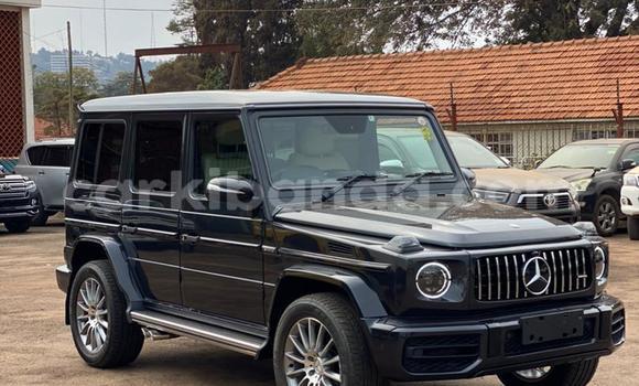 Gura Yakoze Mercedes‒Benz G-klasse AMG Black Imodoka i Kampala mu Uganda