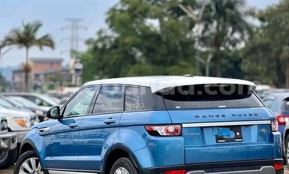 Nunua Ilio tumika Land Rover Range Rover Evoque Bluu Gari ndani ya Kampala nchini Uganda Nunua Ilio tumika Land Rover Range Rover Evoque Bluu Gari ndani ya Kampala nchini Uganda