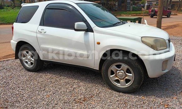 Medium with watermark toyota rav4 uganda arua 20049