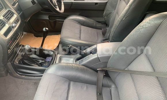 Gura Yakoze Nissan Hardbody White Imodoka i Arua mu Uganda Gura Yakoze Nissan Hardbody White Imodoka i Arua mu Uganda