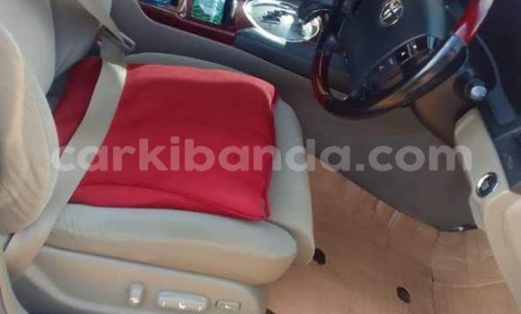 Gura Yakoze Toyota Mark X White Imodoka i Apac mu Northern Gura Yakoze Toyota Mark X White Imodoka i Apac mu Northern