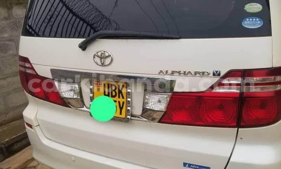 Gura Yakoze Toyota Alphard White Imodoka i Arua mu Uganda Gura Yakoze Toyota Alphard White Imodoka i Arua mu Uganda