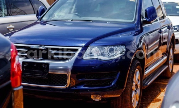 Buy Used Volkswagen Touareg Blue Car in Kampala in Uganda Buy Used Volkswagen Touareg Blue Car in Kampala in Uganda