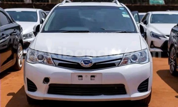 Nunua Ilio tumika Toyota Fielder Nyeupe Gari ndani ya Kampala nchini Uganda Nunua Ilio tumika Toyota Fielder Nyeupe Gari ndani ya Kampala nchini Uganda