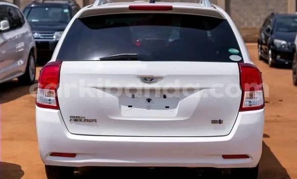 Nunua Ilio tumika Toyota Fielder Nyeupe Gari ndani ya Kampala nchini Uganda Nunua Ilio tumika Toyota Fielder Nyeupe Gari ndani ya Kampala nchini Uganda