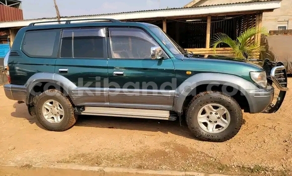 Nunua Ilio tumika Toyota Land Cruiser Prado Nyingine Gari ndani ya Kampala nchini Uganda