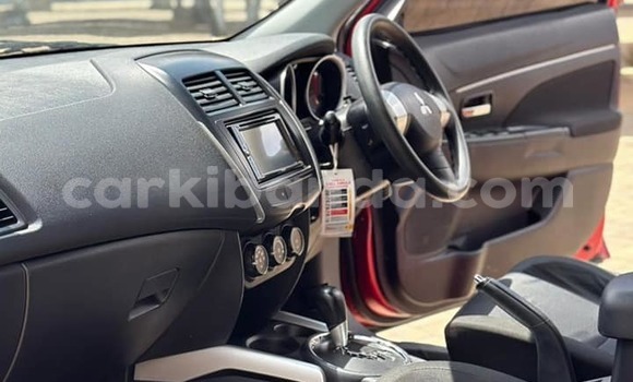 Acheter Occasion Voiture Mitsubishi RVR Autre à Bombo, Central Acheter Occasion Voiture Mitsubishi RVR Autre à Bombo, Central