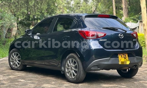 Acheter Occasion Voiture Mazda Demio Bleu à Bombo, Central Acheter Occasion Voiture Mazda Demio Bleu à Bombo, Central