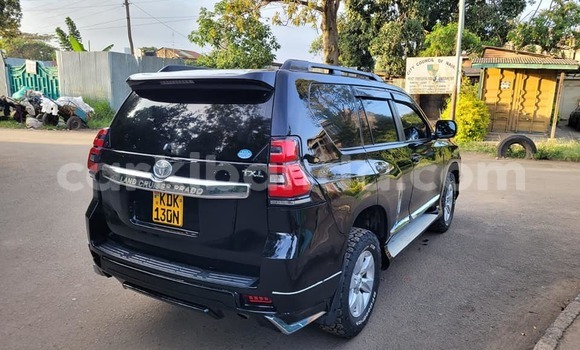 Acheter Occasion Voiture Toyota Land Cruiser Prado Noir à Bugembe, Est Acheter Occasion Voiture Toyota Land Cruiser Prado Noir à Bugembe, Est
