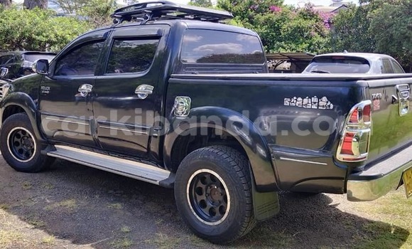 Acheter Occasion Voiture Toyota Hilux Noir à Arua, Ouganda Acheter Occasion Voiture Toyota Hilux Noir à Arua, Ouganda