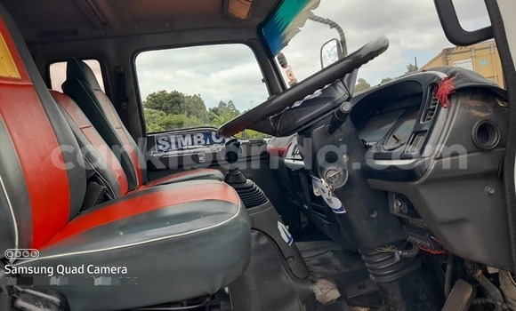 Acheter Occasion Utilitaire Isuzu FTR 850 Blanc à Bugembe, Est Acheter Occasion Utilitaire Isuzu FTR 850 Blanc à Bugembe, Est