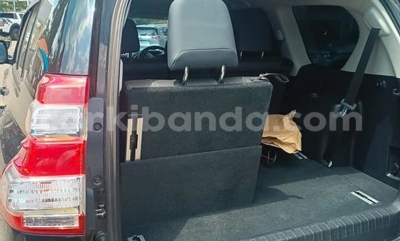 Acheter Occasion Voiture Toyota Prado Noir à Arua, Ouganda Acheter Occasion Voiture Toyota Prado Noir à Arua, Ouganda