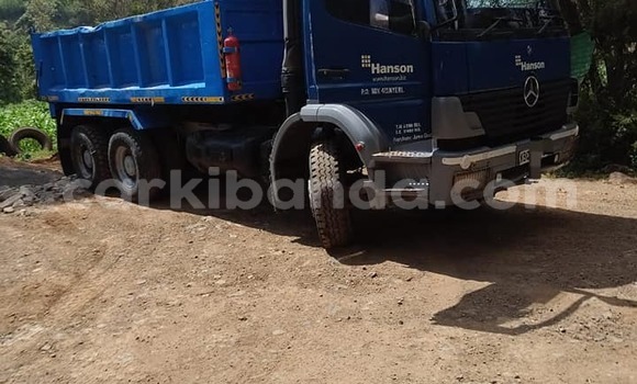 Buy Used Mercedes‒Benz Tipper Blue Truck in Bugiri in Eastern Buy Used Mercedes‒Benz Tipper Blue Truck in Bugiri in Eastern