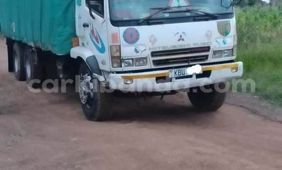 Acheter Occasion Utilitaire Mitsubishi Van Blanc à Arua, Ouganda Acheter Occasion Utilitaire Mitsubishi Van Blanc à Arua, Ouganda