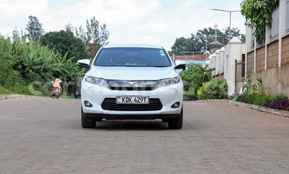 Acheter Occasion Voiture Toyota Harrier Blanc à Bundibugyo, Occidental Acheter Occasion Voiture Toyota Harrier Blanc à Bundibugyo, Occidental