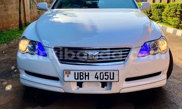 Acheter Occasion Voiture Toyota Mark X Blanc à Kampala, Ouganda Acheter Occasion Voiture Toyota Mark X Blanc à Kampala, Ouganda