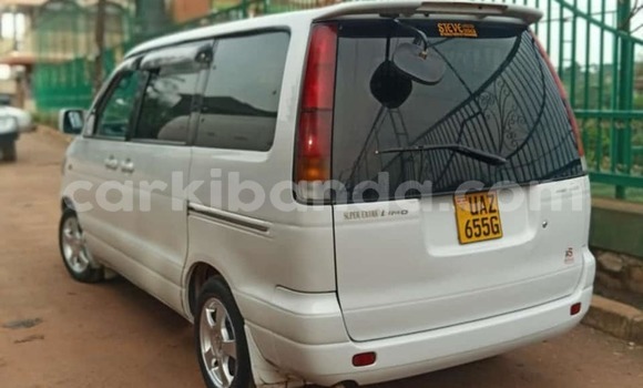 Buy Used Toyota Noah White Car in Bugiri in Eastern Buy Used Toyota Noah White Car in Bugiri in Eastern