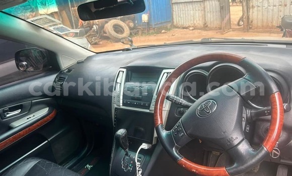 Buy Used Toyota Harrier Black Car in Kampala in Uganda Buy Used Toyota Harrier Black Car in Kampala in Uganda