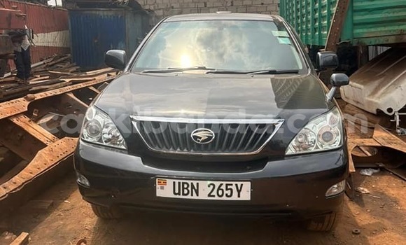 Buy Used Toyota Harrier Black Car in Kampala in Uganda Buy Used Toyota Harrier Black Car in Kampala in Uganda