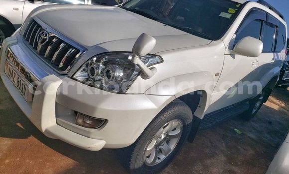 Buy Used Toyota 2000GT White Car in Kampala in Uganda Buy Used Toyota 2000GT White Car in Kampala in Uganda