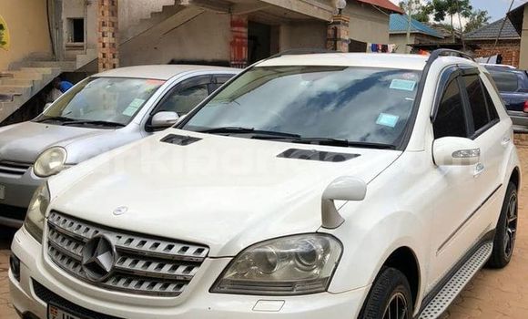 Gura Yakoze Mercedes-Benz C-Classe Other Imodoka i Kampala mu Uganda