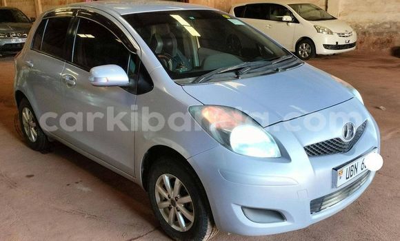 Acheter Occasion Voiture Toyota Vitz Autre à Kampala, Ouganda Acheter Occasion Voiture Toyota Vitz Autre à Kampala, Ouganda