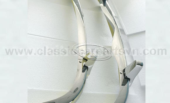 Acheter Mercedes Ponton bumpers à Iganga, Ouganda Acheter Mercedes Ponton bumpers à Iganga, Ouganda