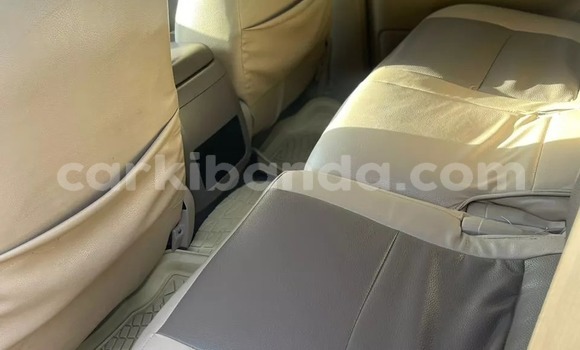 Gura Yakoze Toyota Prado Other Imodoka i Kampala mu Uganda Gura Yakoze Toyota Prado Other Imodoka i Kampala mu Uganda